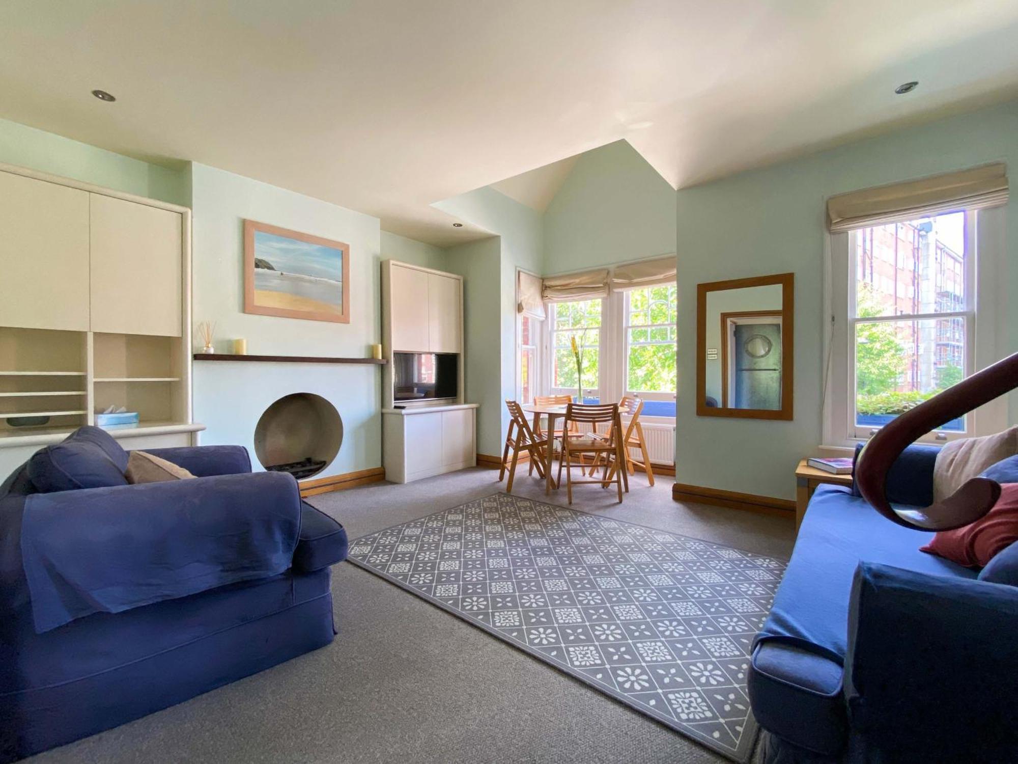 8 Ravenscourt Gardens Apartment ลอนดอน ภายนอก รูปภาพ