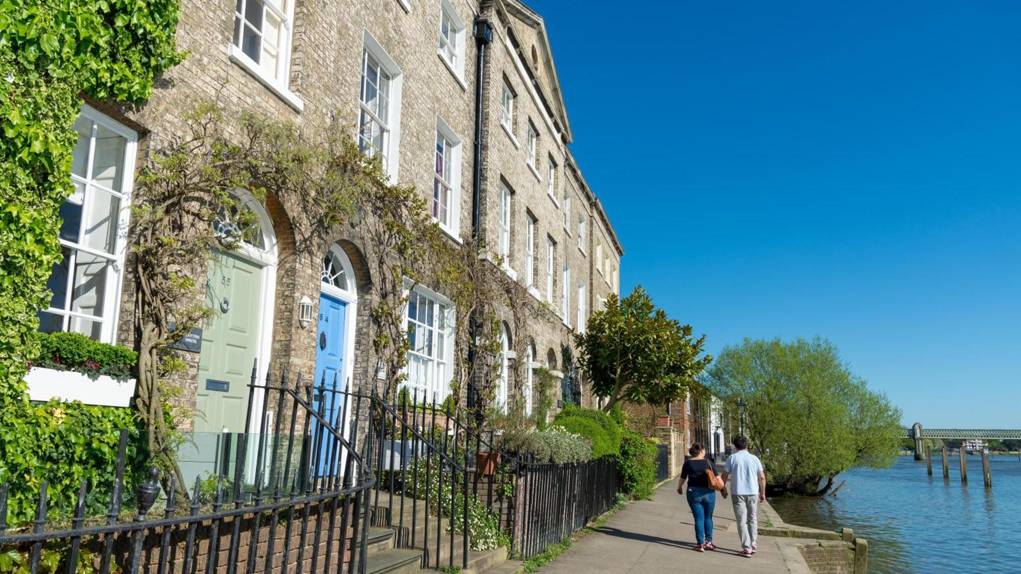 8 Ravenscourt Gardens Apartment ลอนดอน ภายนอก รูปภาพ